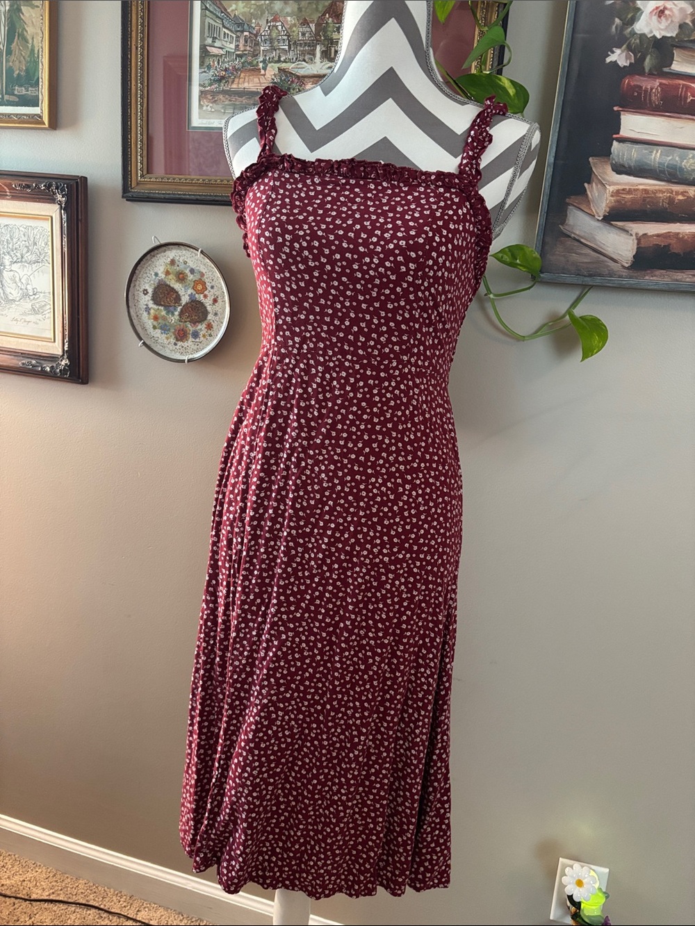 Mi Amore Burgundy Floral Smocked Midi Dress